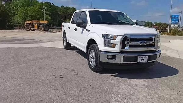 2017 Ford F-150 XLT 4WD SuperCrew - - by dealer for sale in Wilmington, NC – photo 3