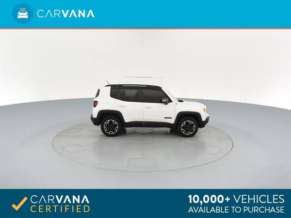 2017 Jeep Renegade Trailhawk Sport Utility 4D suv White - FINANCE for sale in Indianapolis, IN – photo 10