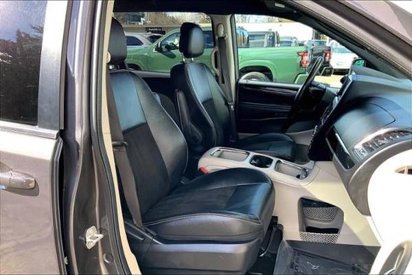 2019 Dodge Grand Caravan SXT Wagon Minivan, Passenger - cars & for sale in Eugene, OR – photo 11