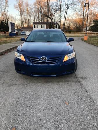 2008 Toyota Camry LE - cars & trucks - by owner - vehicle automotive... for sale in Louisville, KY – photo 2