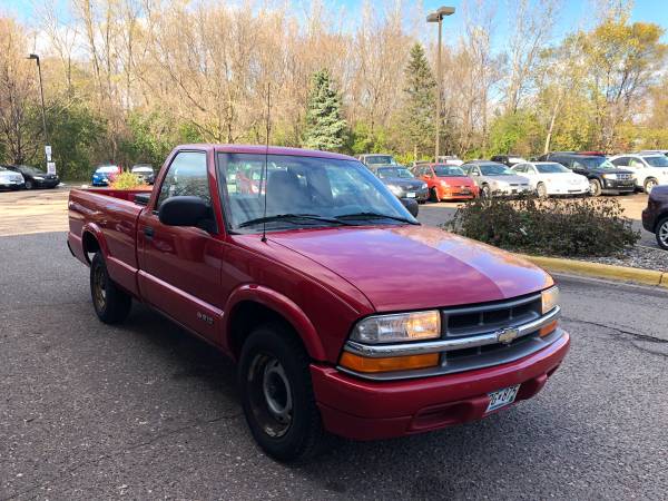 *1998 Chevrolet S10*Low miles 79XXX* - cars & trucks - by dealer -... for sale in Saint Paul, MN – photo 3