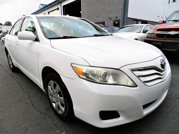 2011 Toyota Camry LE 6-Spd AT for sale in Trenton, NJ – photo 3