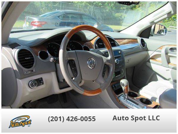 2008 Buick Enclave CXL Sport Utility 4D EZ-FINANCING! for sale in Garfield, NJ – photo 9