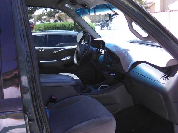 2001 Ford Expedition XLT for sale in Henderson, NV – photo 6