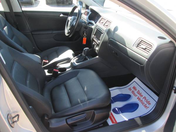 2011 Volkswagen Jetta 2.5SE ** 106,173 Miles for sale in Peabody, MA – photo 6