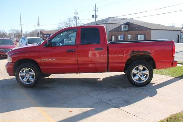 2005 Dodge Ram 1500 Quad Cab - cars & trucks - by dealer - vehicle... for sale in Waterloo, IA – photo 7