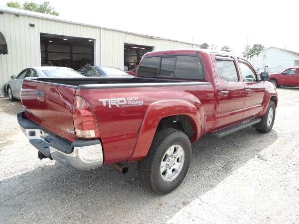 2005 Toyota Tacoma 4 Door 4WD - cars & trucks - by owner - vehicle... for sale in Jonesboro, AR – photo 3