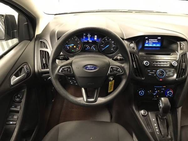 2017 FORD FOCUS SE HATCHBACK ONLY 37,158 MILES!!!! 1 OWNER!! 40+ MPG!! for sale in Norman, TX – photo 8
