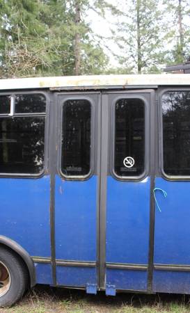1992 Blue Shuttle Bus for sale in Tumwater, WA – photo 6