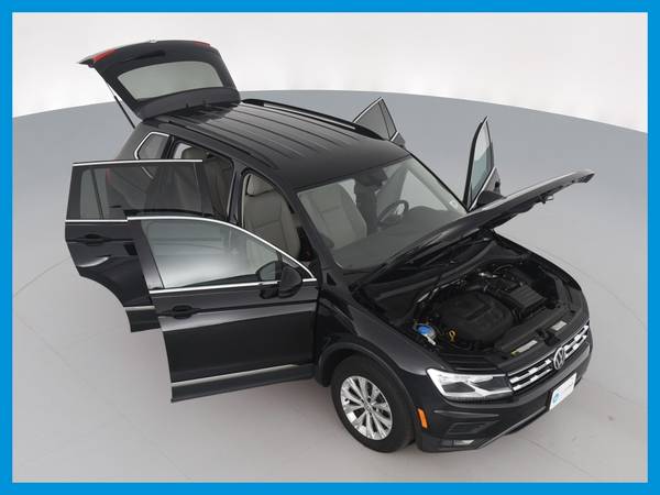 2018 VW Volkswagen Tiguan 2 0T SE 4MOTION Sport Utility 4D suv Black for sale in NEWARK, NY – photo 21