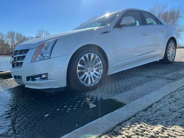 2011 Cadillac CTS - Financing Available! - cars & trucks - by dealer... for sale in Junction City, NE – photo 3
