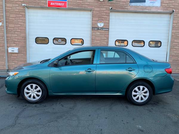 ☼☼ 2010 TOYOTA COROLLA 1-OWNER! GOOD MILES - cars & trucks - by... for sale in West Haven, CT – photo 5