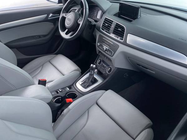 2018 Audi Q3 Premium Sport Utility 4D suv Blue - FINANCE ONLINE -... for sale in West Palm Beach, FL – photo 23