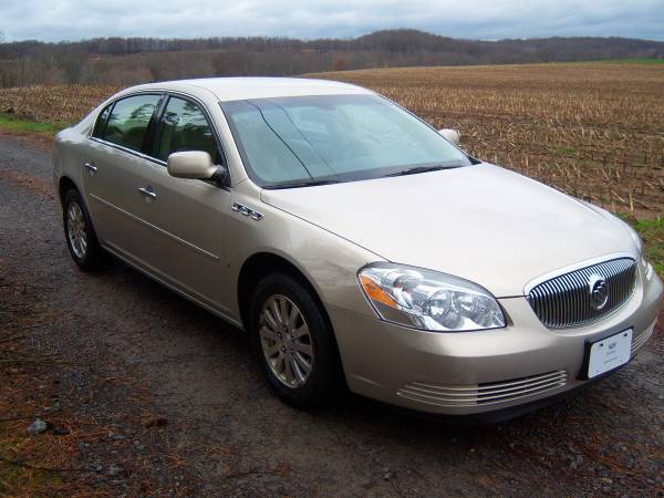 2008 Buick Lucerne 63,000 miles! - cars & trucks - by owner -... for sale in Slippery Rock, PA – photo 3