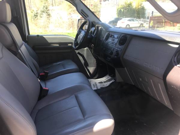 2012 Ford F-250 Crew Cab V8 Auto 8ft Bed Ladder Racks - cars & for sale in Johnston, RI – photo 9