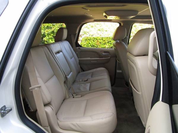 2012 Cadillac ESCALADE - NAVI - REAR CAMERA - 8 SEATER - DVD for sale in Sacramento , CA – photo 14