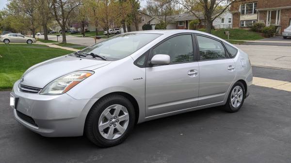 2008 Toyota Prius Standard Hatchback 4D for sale in Chicago, IL
