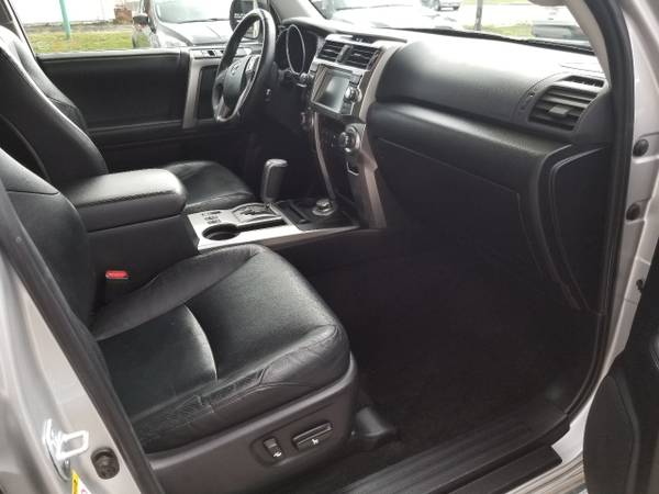 2011 Toyota 4Runner Limited 4WD V6 for sale in Cedar Rapids, IA – photo 20