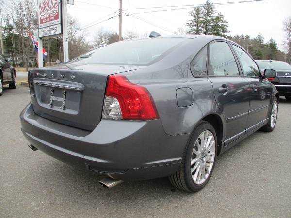 2011 Volvo S40 T5 Heated Leather Low Miles Sedan for sale in Brentwood, ME – photo 3