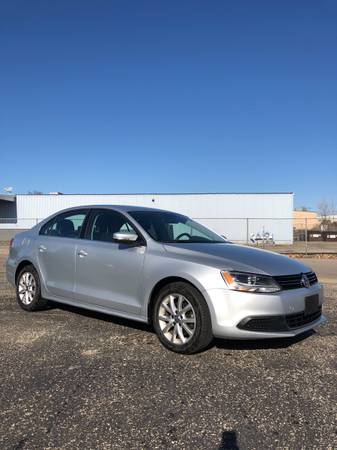 2014 Volkswagen Jetta SE - cars & trucks - by owner - vehicle... for sale in Cottage Grove, WI – photo 7
