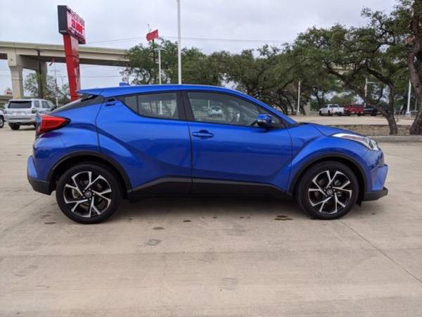 2018 Toyota C-HR XLE - - by dealer - vehicle for sale in San Antonio, TX – photo 6