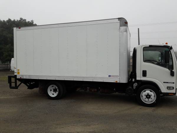 2009 ISUZU NQR 16 FEET BOX TRUCK WITH LIFT GATE CERTIFIED CLEAN IDLE for sale in San Jose, CA – photo 3