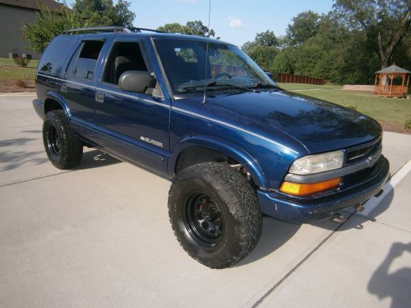 2004 chevrolet blazer 4wd ls 4door (new crate engine with less than for sale in Riverdale, GA – photo 8