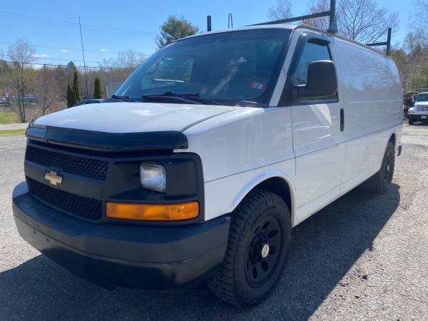 2010 CHEVY EXPRESS VAN - - by dealer - vehicle for sale in Hampstead, NH – photo 8