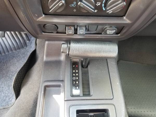 2001 JEEP CHEROKEE CLASSIC - cars & trucks - by dealer - vehicle... for sale in Longwood , FL – photo 19