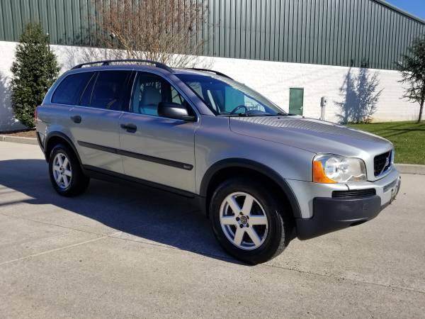 2004 Volvo XC90 AWD 117k Mint Inspected - cars & trucks - by owner -... for sale in Philadelphia, PA – photo 3