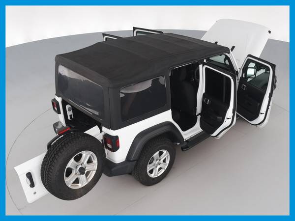 2018 Jeep Wrangler Unlimited All New Sport SUV 4D suv White for sale in Zanesville, OH – photo 19