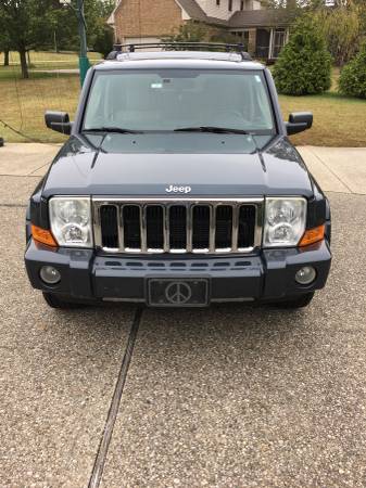 2006 Jeep Commander Limited V8 5.7L Hemi 3rd Row DVD 4x4 AWD 4WD for sale in Crestwood, KY – photo 3