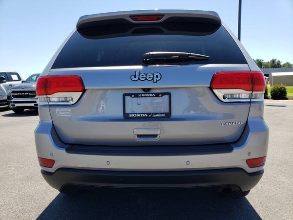 2018 Jeep Grand Cherokee Laredo suv Silver for sale in Jonesboro, AR – photo 9