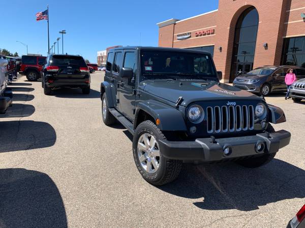 2018 Jeep Wrangler JK 4WD Unlimited Sahara for sale in Holland , MI – photo 4