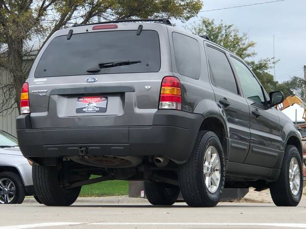 2006 FORD ESCAPE. 4X4.ONLY 136K.RUNS GREAT.FINANCING for sale in Omaha, NE – photo 8