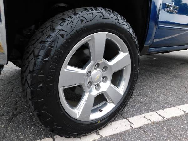 1 OWNR 3.5" LIFTED 16 CHEVY SILVERADO LT CREW 4X4 NEW 275/55/20... for sale in KERNERSVILLE, NC – photo 24