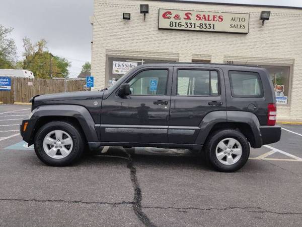 2010 Jeep Liberty Sport 4x4 4dr SUV - - by dealer for sale in Kansas City, MO – photo 3