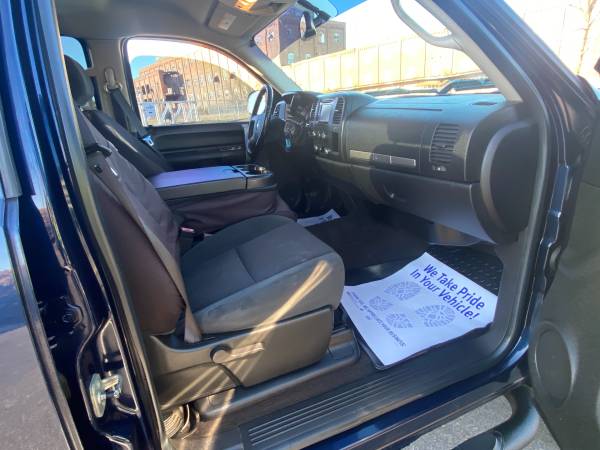 Chevy Silverado 1500 for sale in Lansing, MI – photo 14