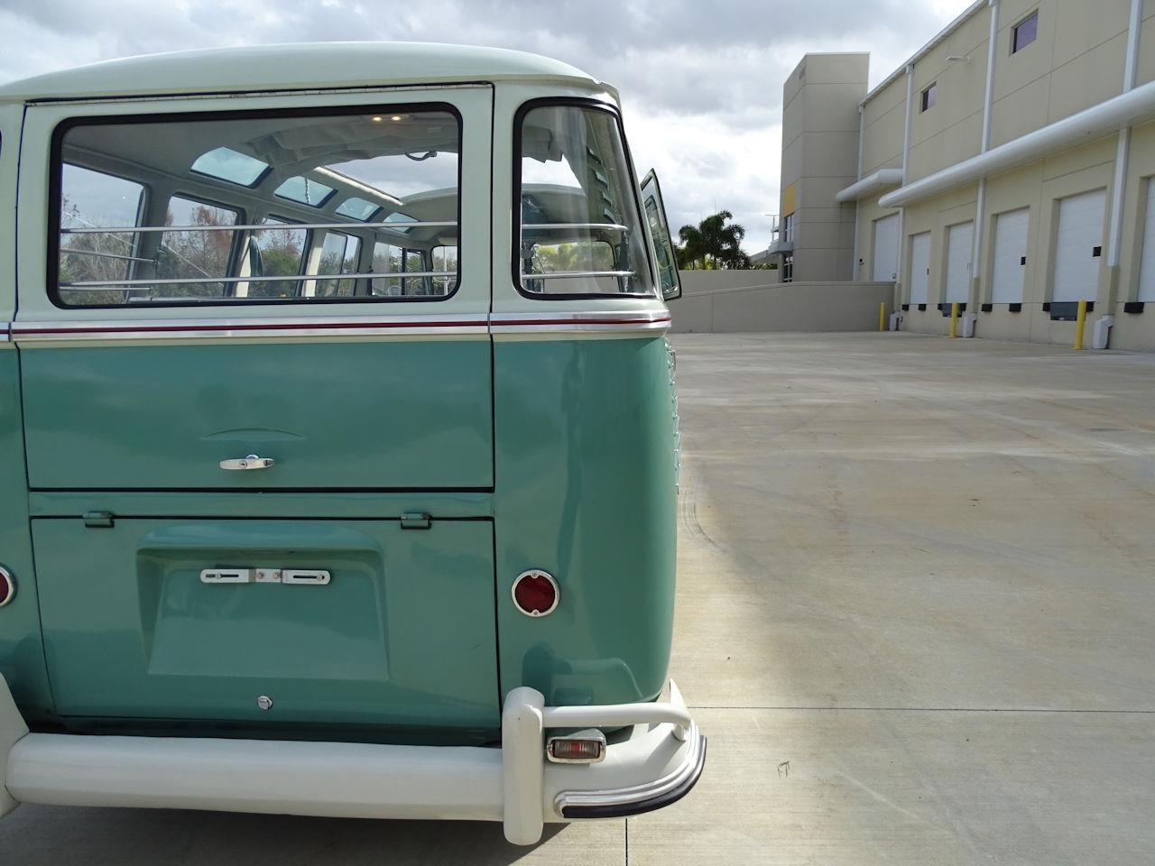 1961 Volkswagen Transporter for sale in O'Fallon, IL – photo 98