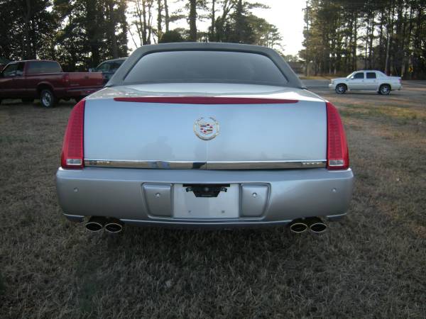 2008 Cadillac DTS, Luxury III Package - cars & trucks - by dealer -... for sale in Virginia Beach, VA – photo 4