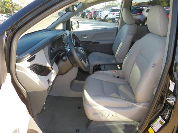 *2020* *Toyota* *Sienna* *XLE Automatic Access Seat FWD 7-Passenger*... for sale in Houston, TX – photo 16