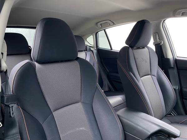 2018 Subaru Crosstrek 2.0i Premium Sport Utility 4D hatchback White... for sale in Atlanta, CA – photo 18