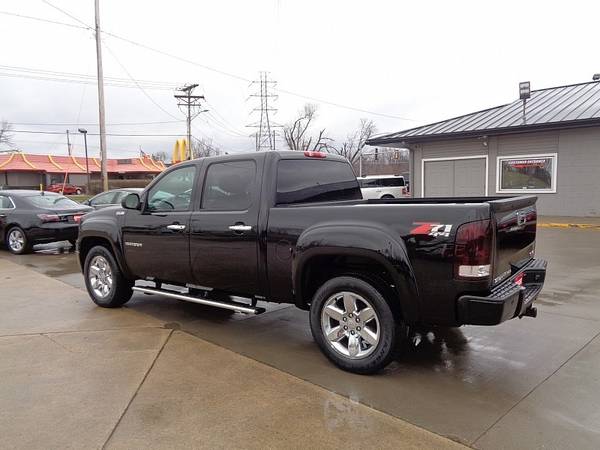 2013 GMC Sierra 1500 4WD Crew Cab SLE - - by dealer for sale in Marion, IA – photo 6