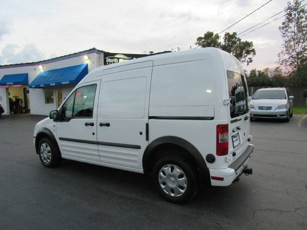 2010 Ford Transit Connect XLT for sale in Grayslake, IL – photo 3