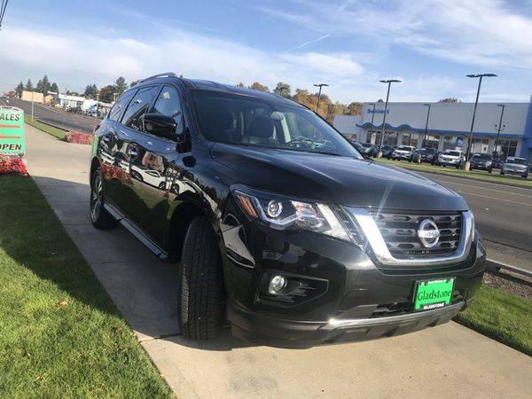 2017 Nissan Pathfinder SV ( Easy Financing Available ) for sale in Gladstone, OR – photo 22