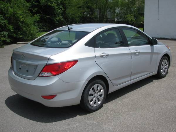 2017 HYUNDAI ACCENT SE...4CYL AUTO...56000 MILES...NICE for sale in Knoxville, TN – photo 4