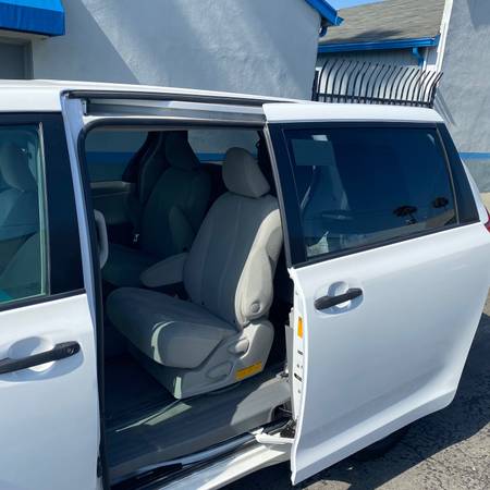 2013 TOYOTA SIENNA (Clean Title) for sale in Long Beach, CA – photo 9