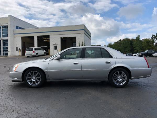 Loaded! 2007 Cadillac DTS! Guaranteed Finance! for sale in Ortonville, MI – photo 2