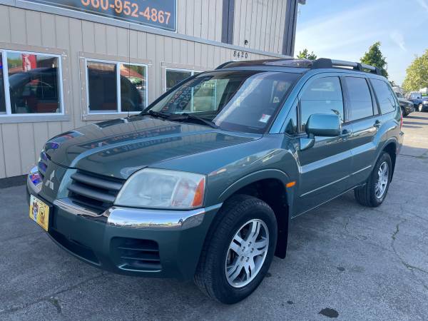2005 Mitsubishi Endeavor XLS 3 8L V6 Clean Title Pristine - cars & for sale in Vancouver, OR – photo 3