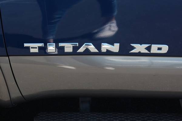 2016 Nissan Titan XD Diesel 4x4 4WD Truck Crew Cab Platinum Reserve for sale in Klamath Falls, OR – photo 7